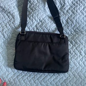 Lululemon city adventure bag